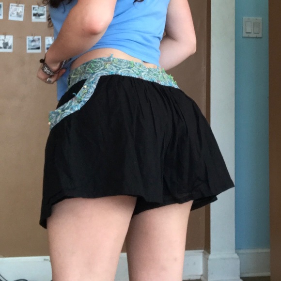 Free People Printed Shorts - Picture 7 of 7